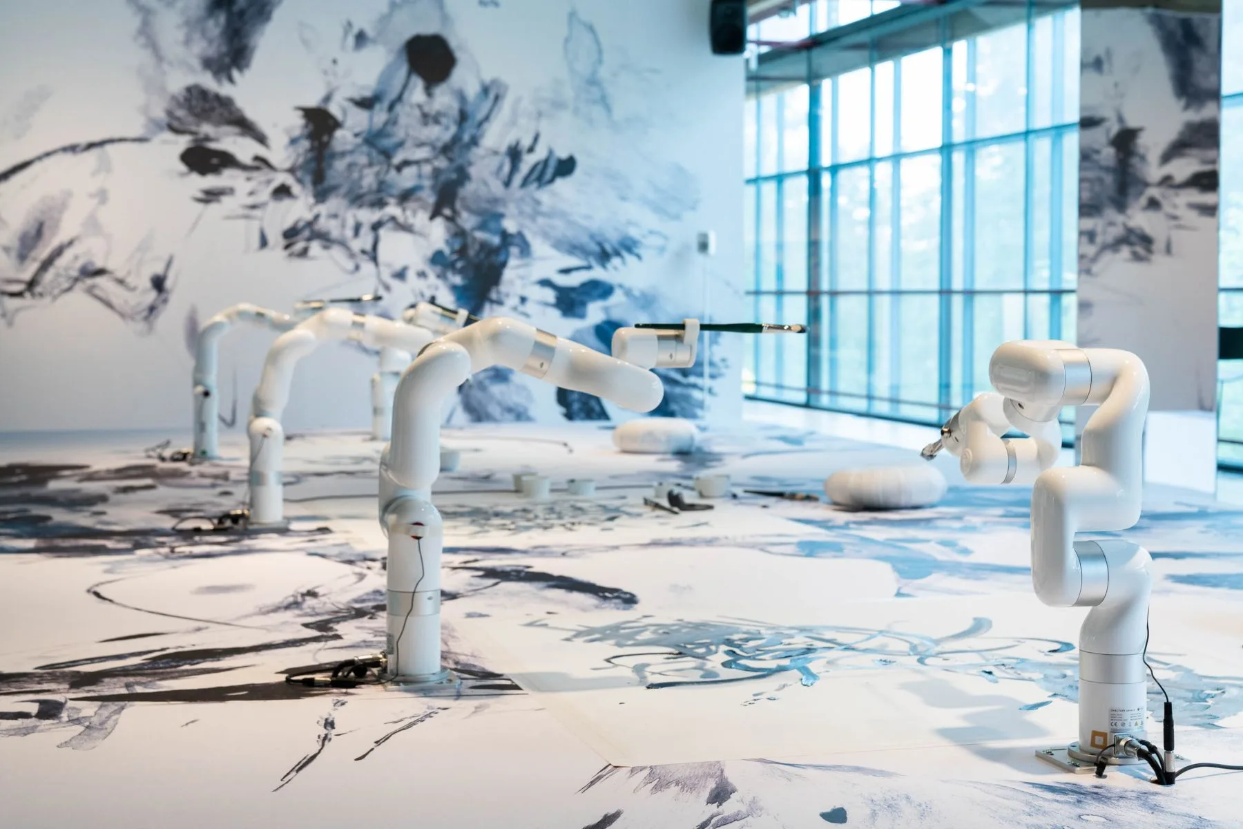 Image relating to Sougwen Chung: Drawing with Robotic Systems